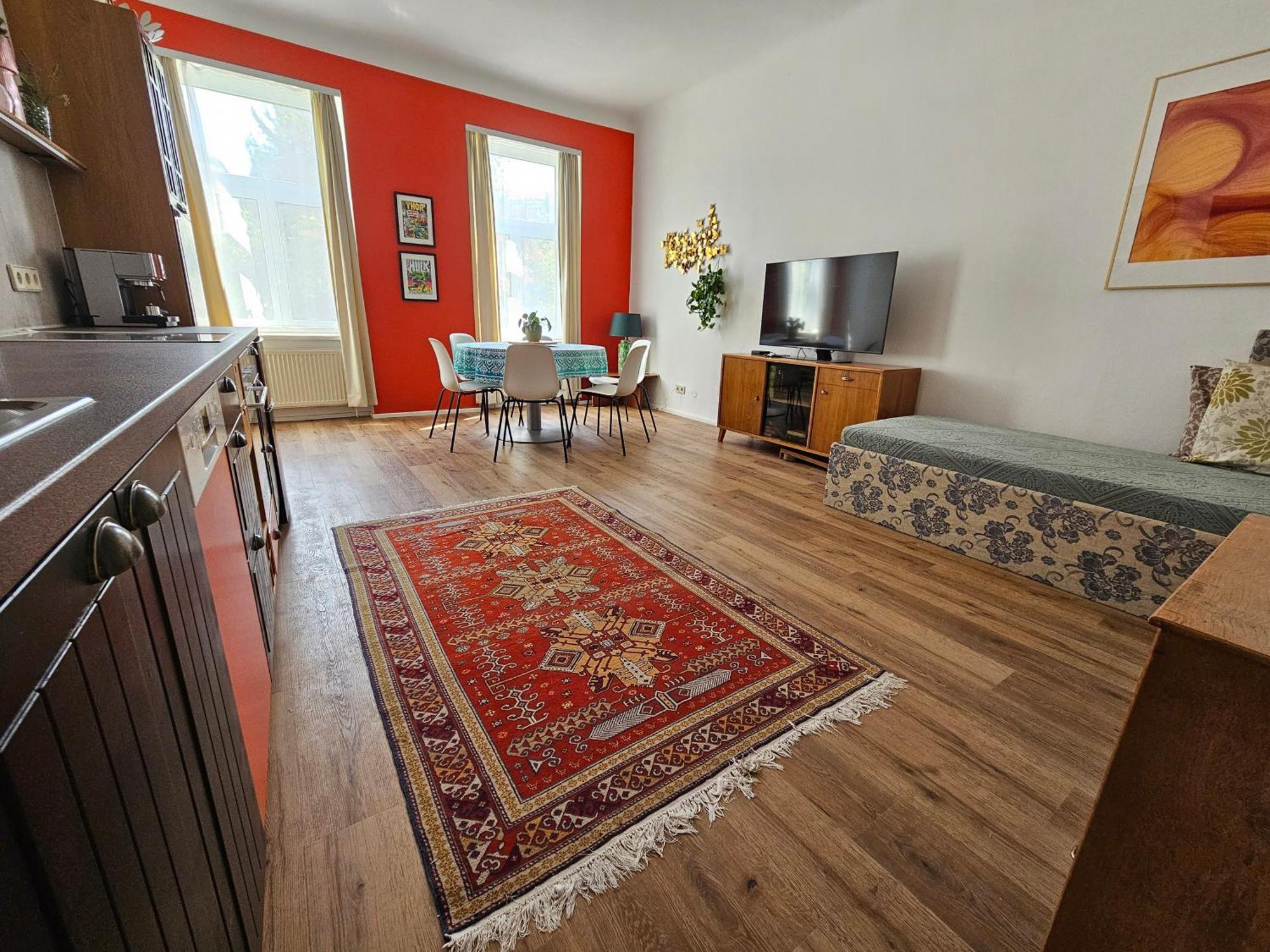 Vienna Palm Apartments Phòng bức ảnh